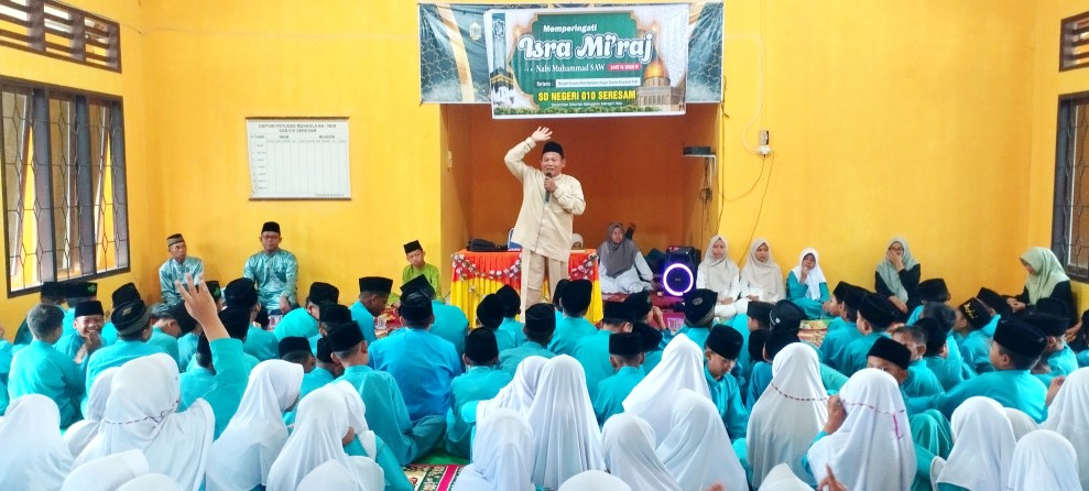 SD Negeri 010 Seresam Peringati Isra Mi’raj Nabi Muhammad SAW Bertema “Menjadi Generasi Bertakwa dengan Teladan Rasulullah SAW”