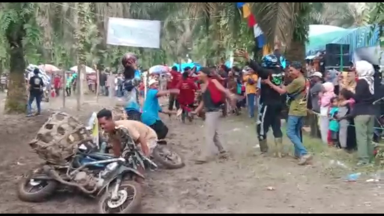 Balap Motor Langsir Digelar Sukses, Tim Kuda Besi Raih Juara Umum