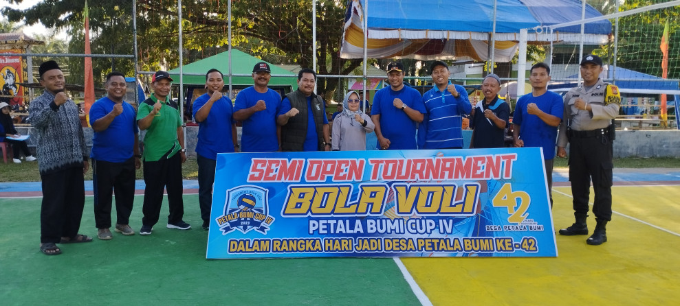 72 Tim Ikuti Semi Open Volly Ball Petalabumi Cup IV