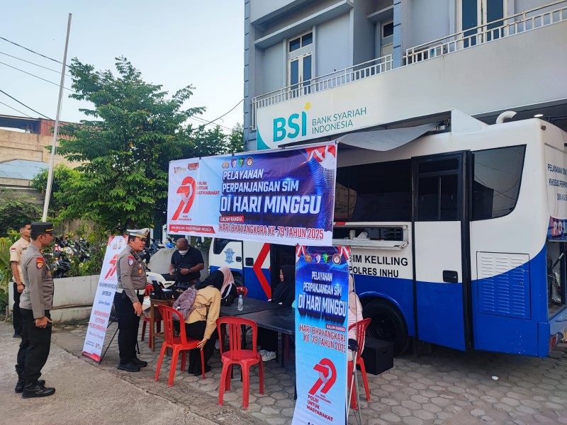 Tedogak Berlari' Kota Rengat, SIM Keliling Satlantas Polres Inhu Hadir Berikan Layanan