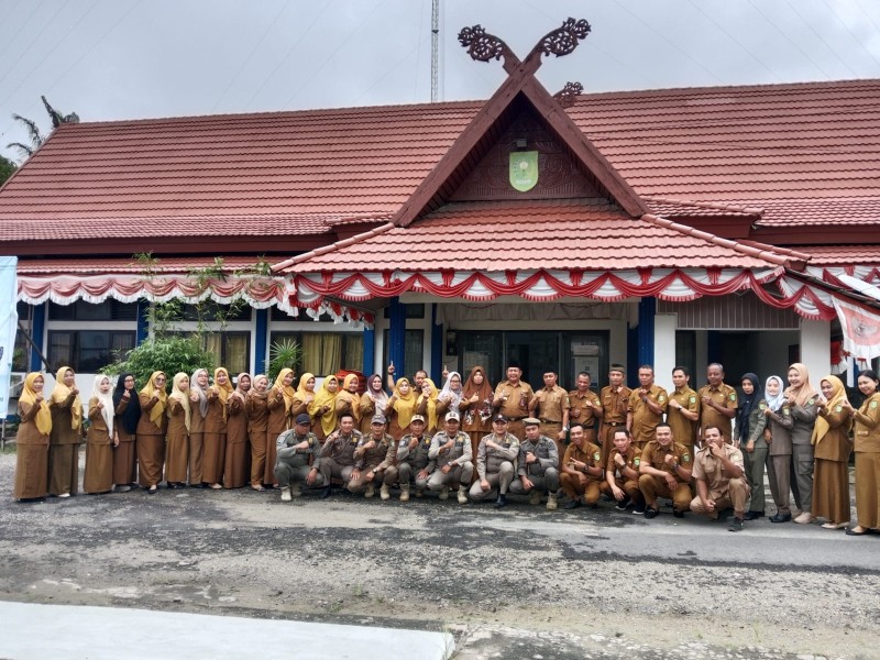 Camat Seberida : Tingkat Kehadiran Hari Pertama Masuk Kerja Pasca Libur Lebaran, 100 Persen