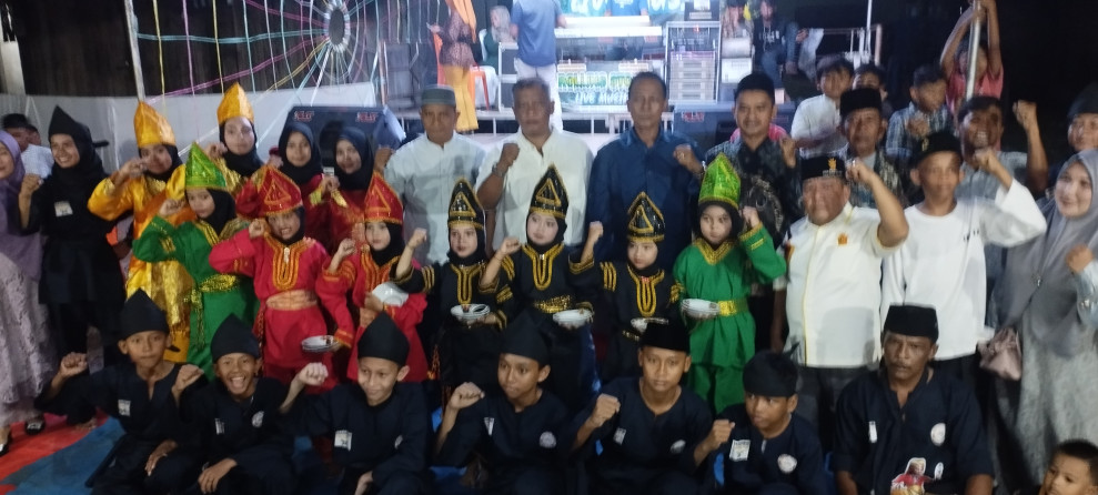 Para Santri Dari Sanggar Seni & Budaya Minang, IKTD Kecamatan Seberida Tampil Memukau
