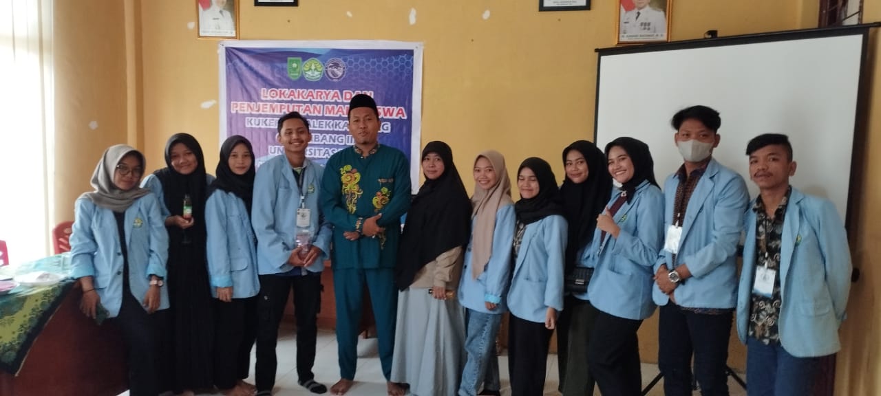 Mahasiswa Kukerta UNRI di Desa Titian Resak Berpamitan