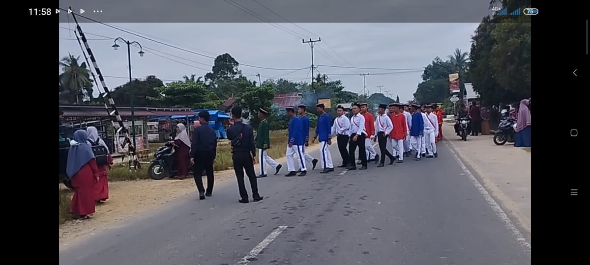 PPM Syamsuddin Taja Pekan Perkenalan Khutbatul Arsy Kepada Santri Baru