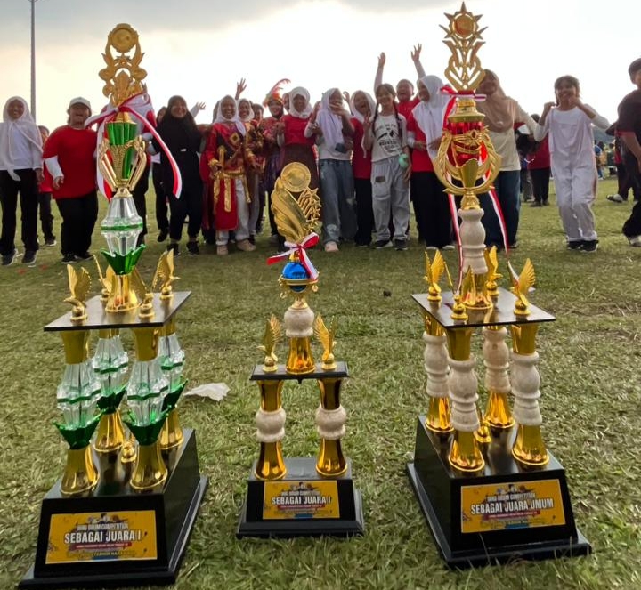 SDN 017 Titian Resak Sabet Dua Gelar di Inhu Drum Competition I, Keluar Sebagai Juara Umum