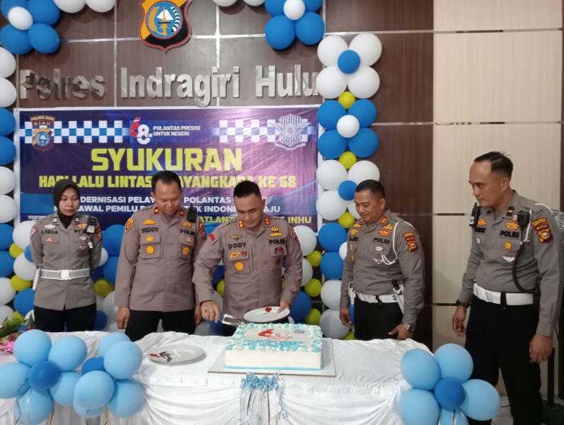 HUT Lalu Lintas ke 68, AKP Fajri Sentosa Berikan Kado Sepesial Ke Polres Inhu