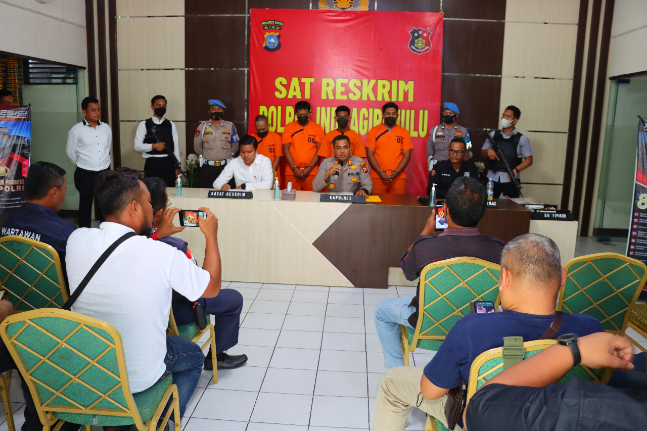 Polres Inhu Gelar Press Realese Pengungkapan Kasus Korupsi dan Curanmor