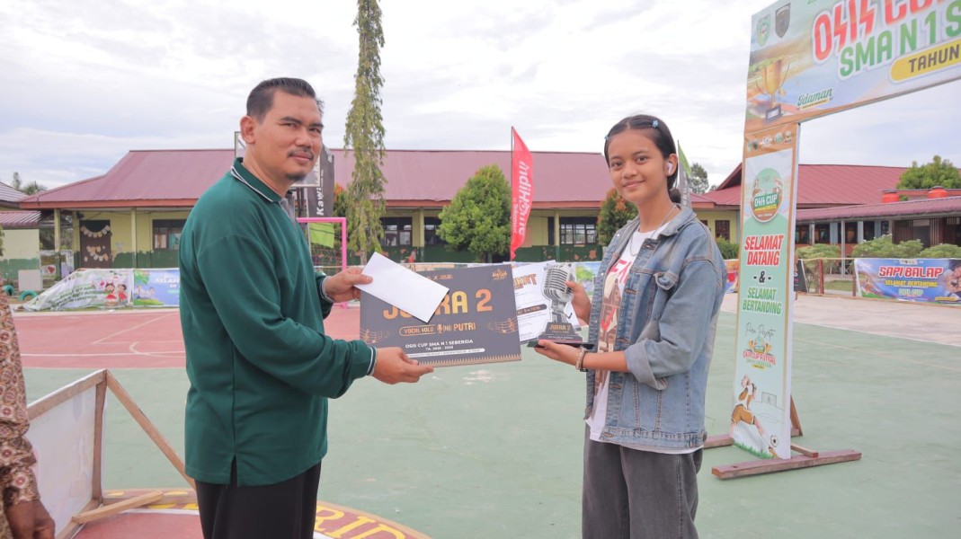 SMAN 1 Seberida Tutup Rangkaian HUT ke-40 Tahun 2025, Meriah dengan Kolaborasi HGN & PGRI Serta Pembagian Hadiah Lomba