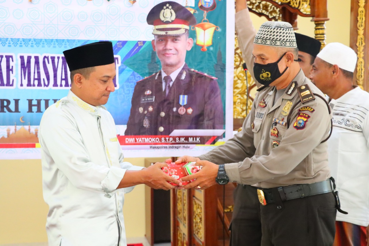 Program Jubah Emas Polres Inhu Menyasar ke Pengurus Masjid Al-Islah Rantau Mapesai