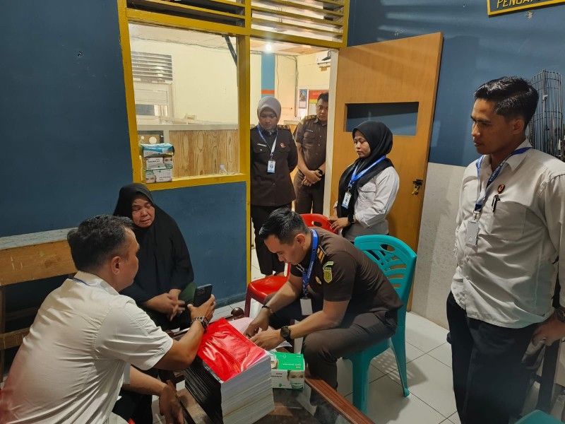 Bandar Narkoba “Mak Gadih” Resmi Diserahkan ke Jaksa, Aset Rp 5,4 Miliar Disita dalam Kasus TPPU
