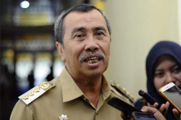 Gebernur Riau Angkat Bicara Soal Harga TBS, Perusahaan Jangan Seenaknya Turunkan Harga