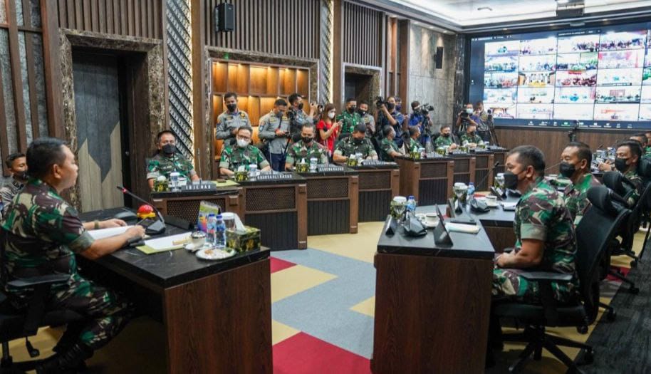 TNI AD Alirkan Air Untuk Negeri