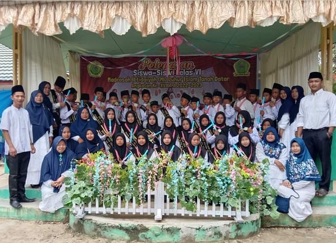 MIS Luhur Islam Gelar Wisuda dan Perpisahan Murid Kelas VI