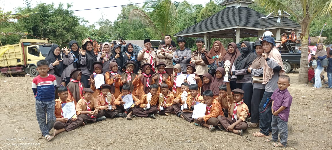 MIS Nurul Hidayah Sungai Akar Juara Umum dalam Lomba Jamran Gerakan Pramuka Batang Gansal