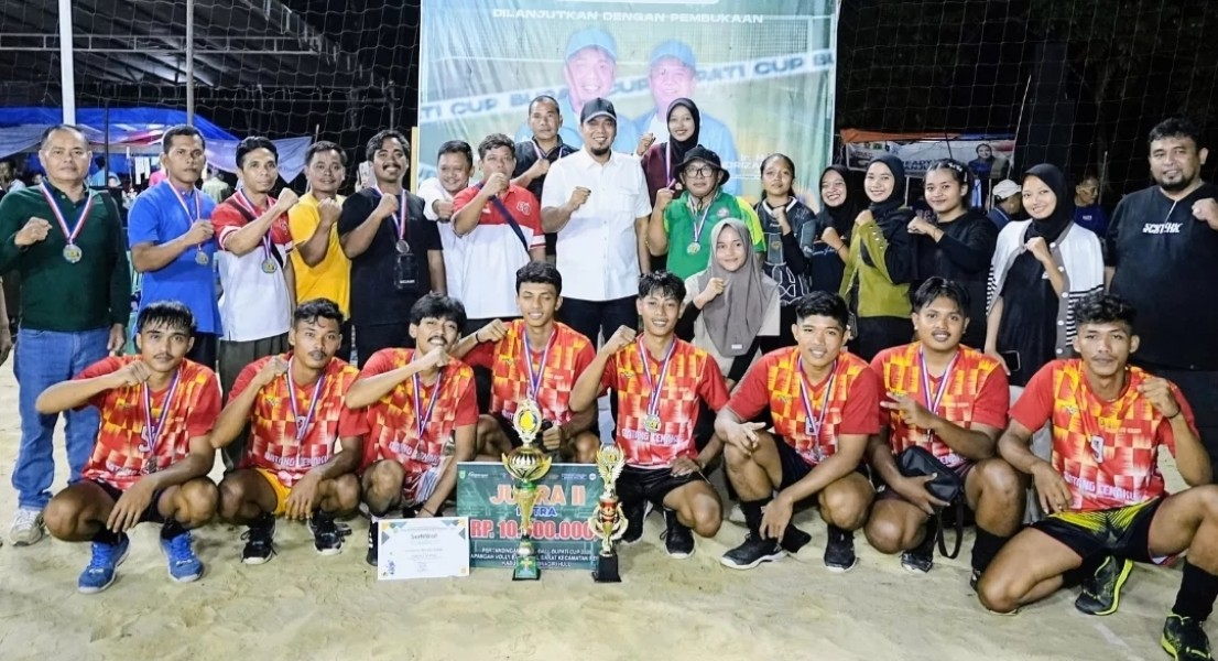 Bupati Inhu Tutup Turnamen Volu Ball Bupati Cup Peranap 2025