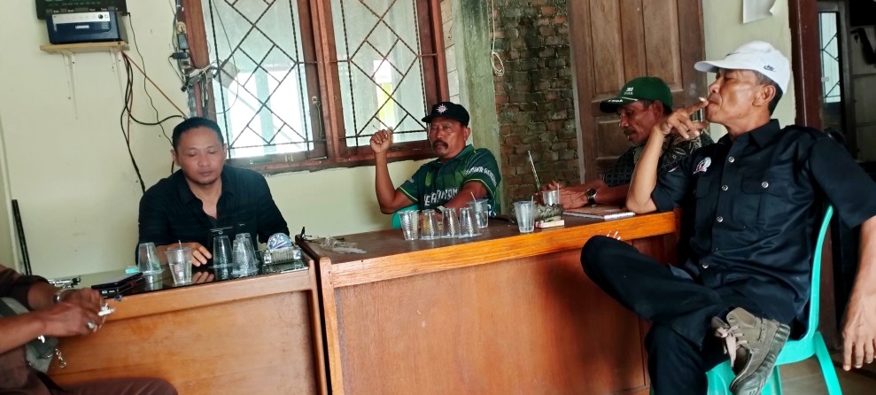 Pemdes Petalongan Tegaskan Retribusi Jalan Sah Hasil Musdes, Bukan Pungli