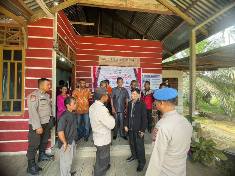 Minggu Kasih Polres Inhu, Pendeta Bhetel Imbau Jemaat Tidak Bakar Lahan