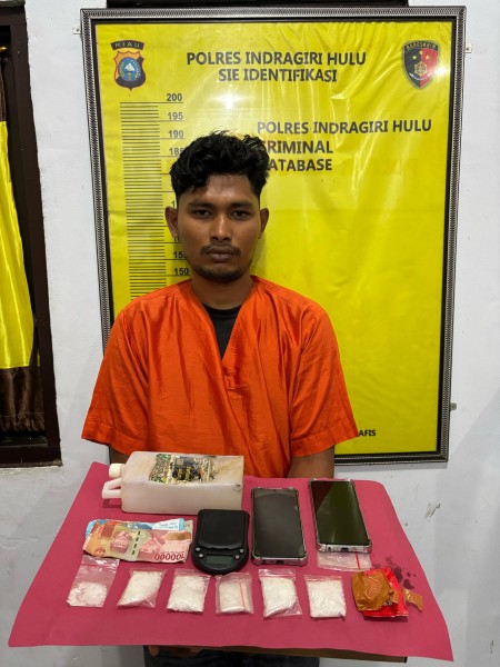 Kolaborasi Unit Reskrim dan Unit Intel Polsek Batang Cenaku, Berhasil Ringkus Pelaku Narkoba Dengan BB Puluhan Gram
