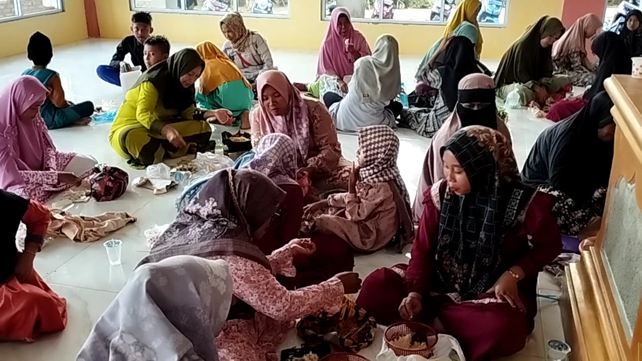 Sambut Ramadhan Warga Danau Tiga Inhu, Gelar Doa dan Makan Bersama
