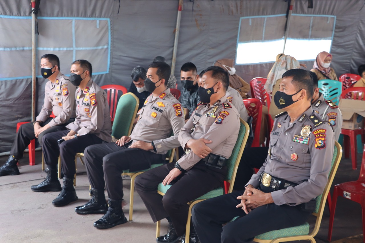 Kapolres Inhu Ikuti Vidcon Vaksinasi Serentak Bersama Kapolri