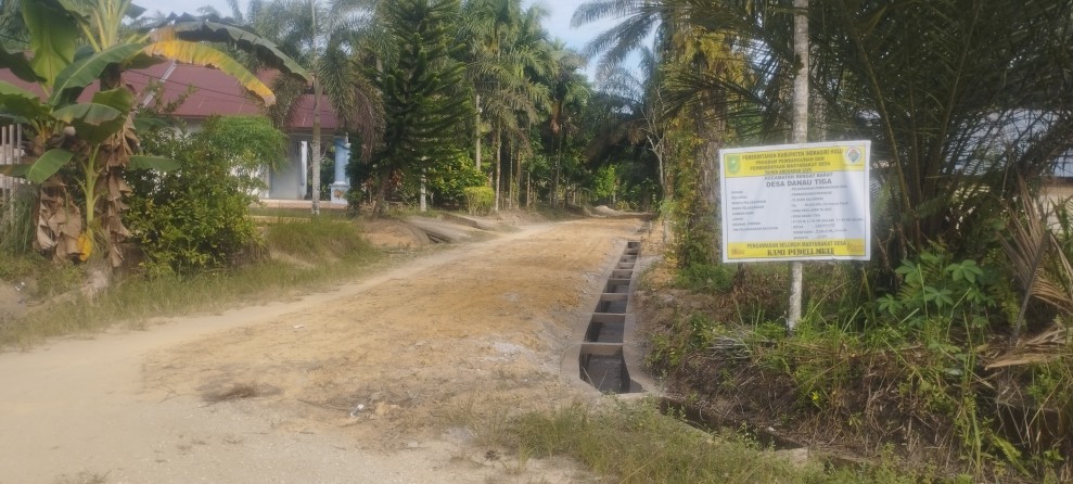 Dua Kegiatan Telah Rampung, Desa Danau Tiga Terus Berbenah