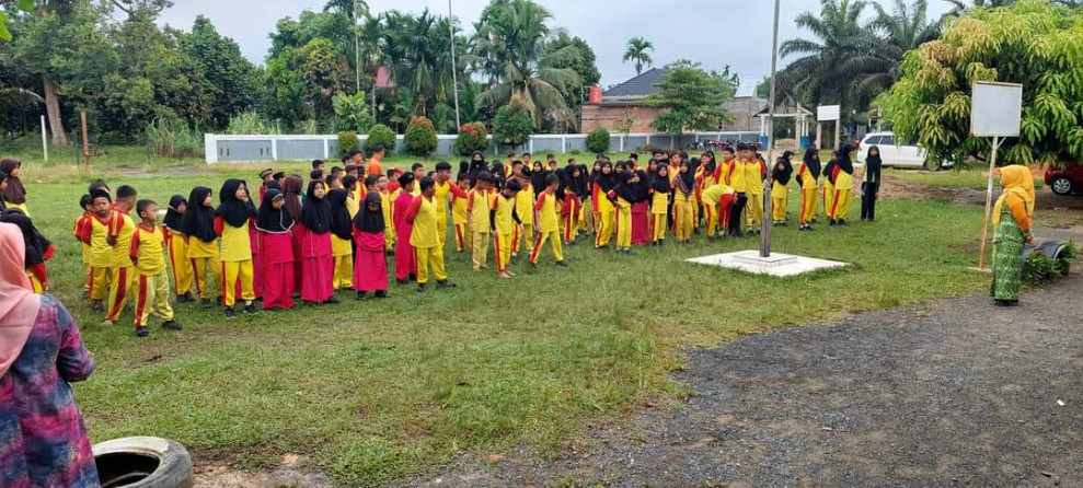 SDN 003 Belimbing, Santuni 22 Peserta Didik Yatim dan Piatu