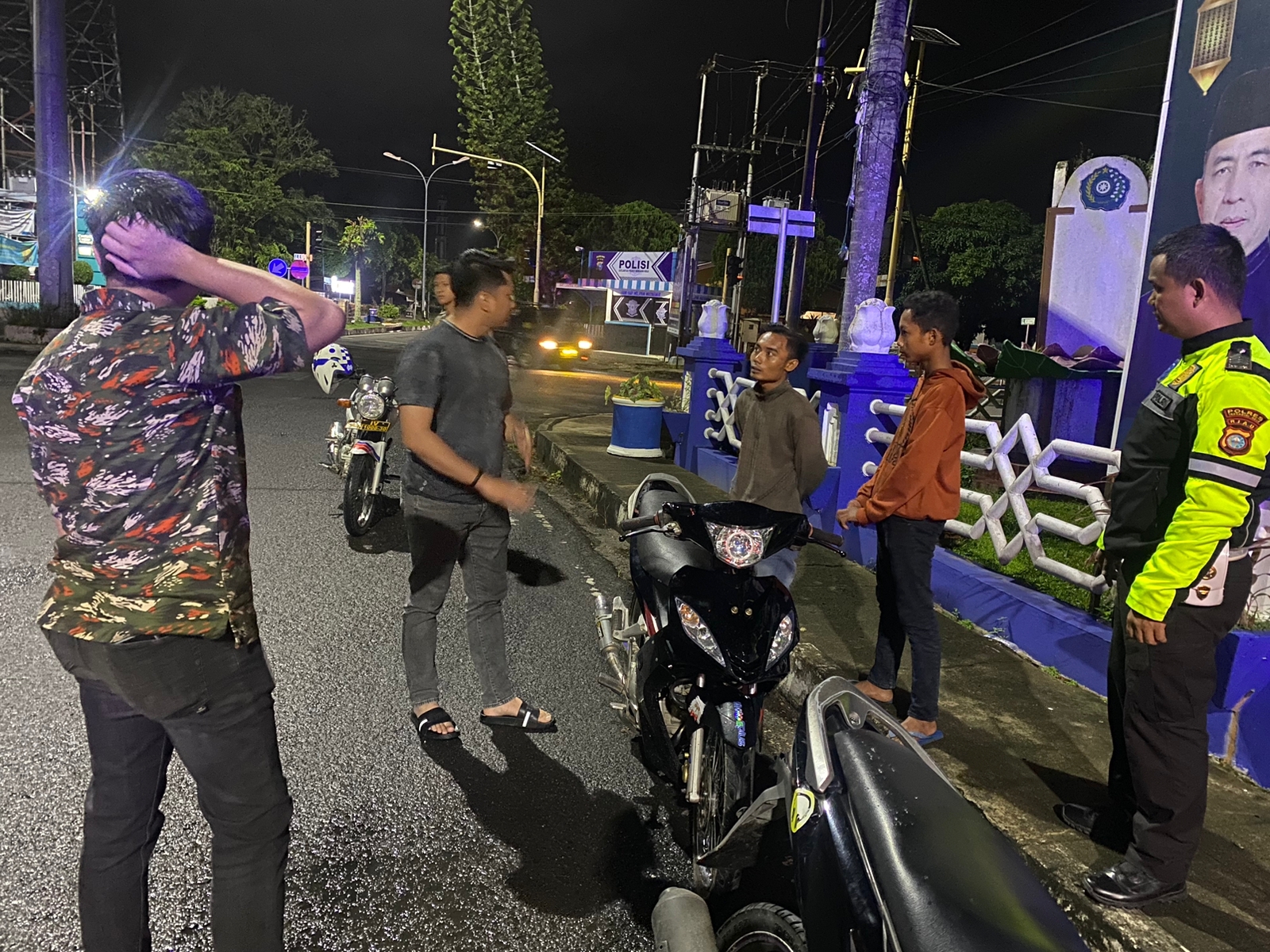 Antisipasi Balap Liar, Polres Inhu Gelar Blue Light Patroli di Kota Rengat