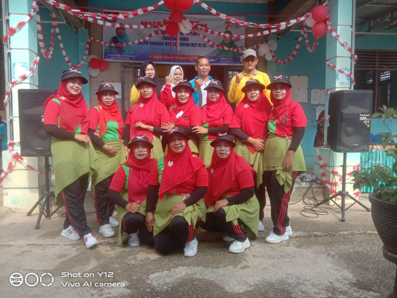Desa Sei Baung Gelar Lomba Gerak Jalan Emak Emak