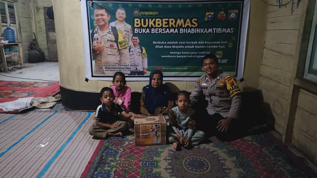 Brigadir Ade Rahmat Rezki Sosok Polisi Dekat Dengan Masyarakat,Berikan Kenyamanan Ditengah Bulan Ramadhan