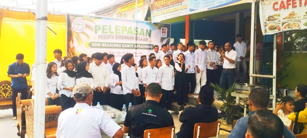 75 Anak Petani Sawit Inhu Lulus Beasiswa SDM Sawit, Apkasindo Cetak Generasi Baru di Angkatan ke-26