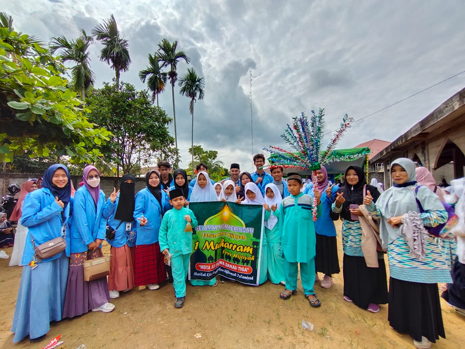 Didampingi Mahasiswa KKN, MDTA Desa Danau Tiga Ikuti Pawai Ta'aruf