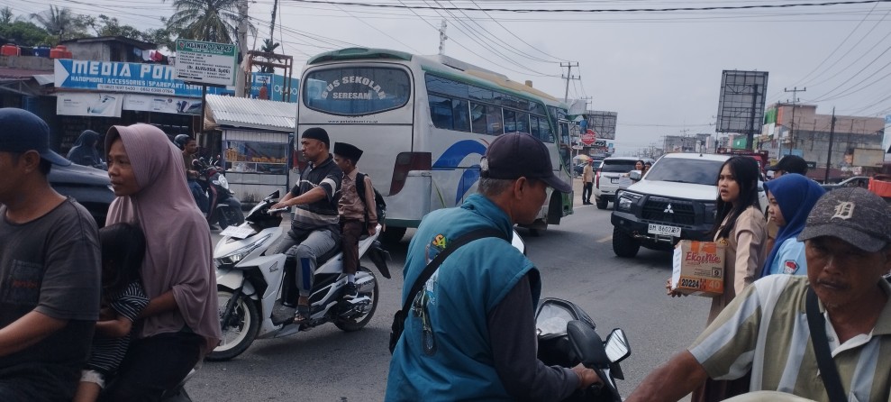 Pencam Seberida Gelar Aksi Donasi untuk Korban Longsor dan Banjir di Aceh, Sumut, dan Sumb