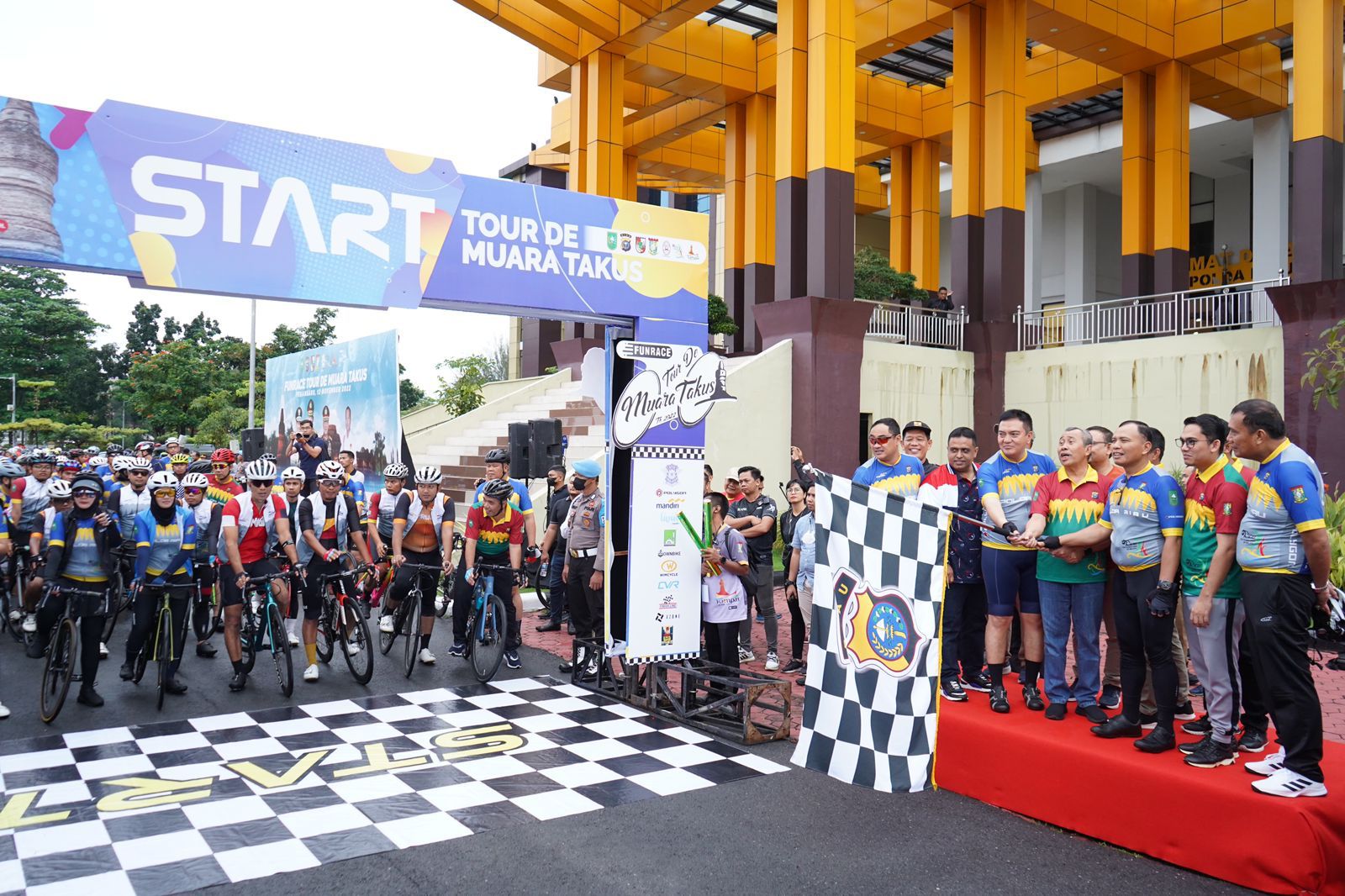 Buka Iven Tour de Muara Takus, Kapolda Riau Irjen Moh Iqbal : Tonggak Bangkitnya Ekonomi dan Pariwisata Riau