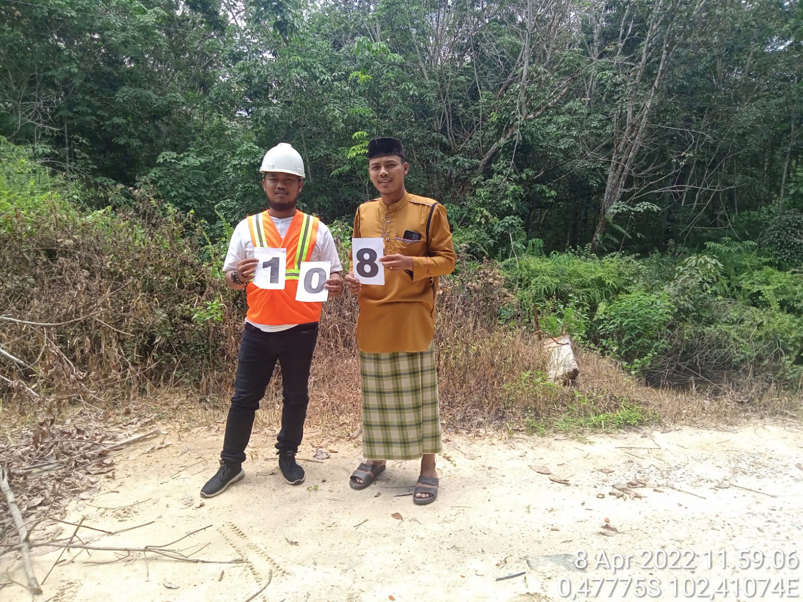 Desa Danau Tiga Akan Dapat Bantuan Lampu Penerangan Jalan dari Anggota DPRRI Abdul Wahid