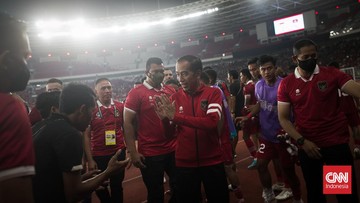 Presiden Joko Widodo menonton langsung Timnas Indonesia vs Kamboja di Piala AFF 2022.