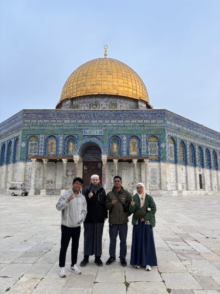 Jelang Ramadan 1447 H, Dompet Dhuafa Salurkan Wakaf Al-Qur’an ke Masjid Al-Aqsa untuk Rakyat Palestina