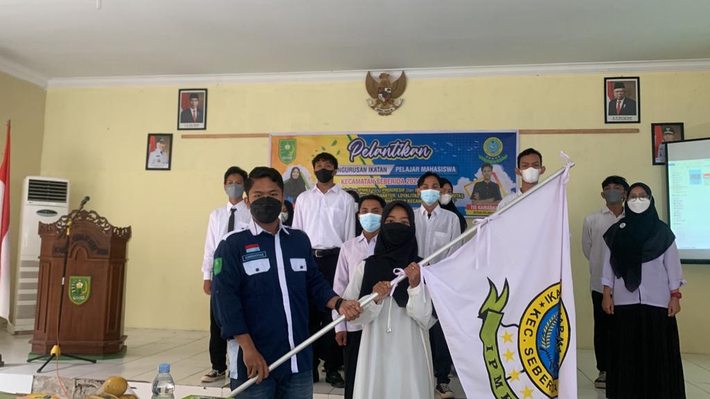 Camat Seberida Darlisman, Lantik Kepengurusan IPMKS Periode 2021-2022