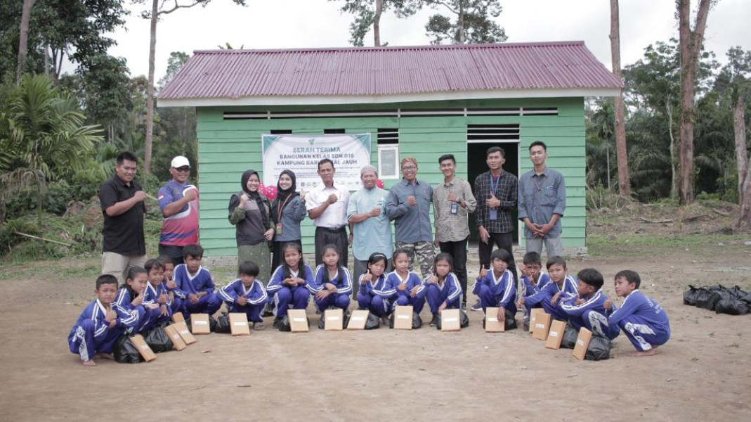 Penyetaraan Pendidikan Dompet Dhuafa Riau, Bangun Kelas Untuk Anak-anak Suku Talang Mamak