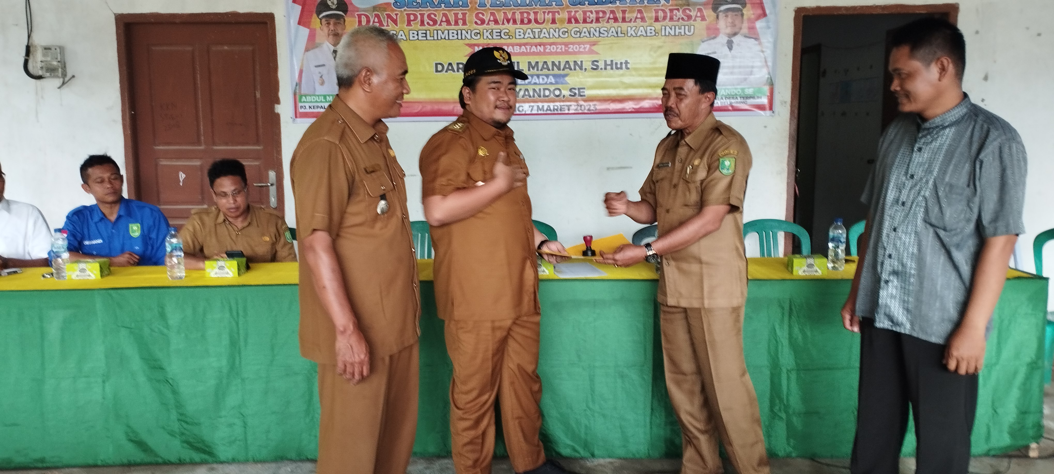 Sertijab Kades Desa Belimbing Penuh Haru