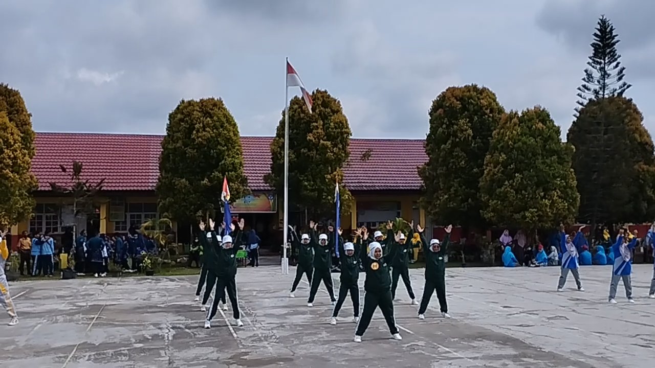 Kepala Korwil Pendidikan Seberida, Buka Resmi Lomba Senam Yang Ditaja PC PGRI Seberida, Sambut HUT PGRI Ke-77