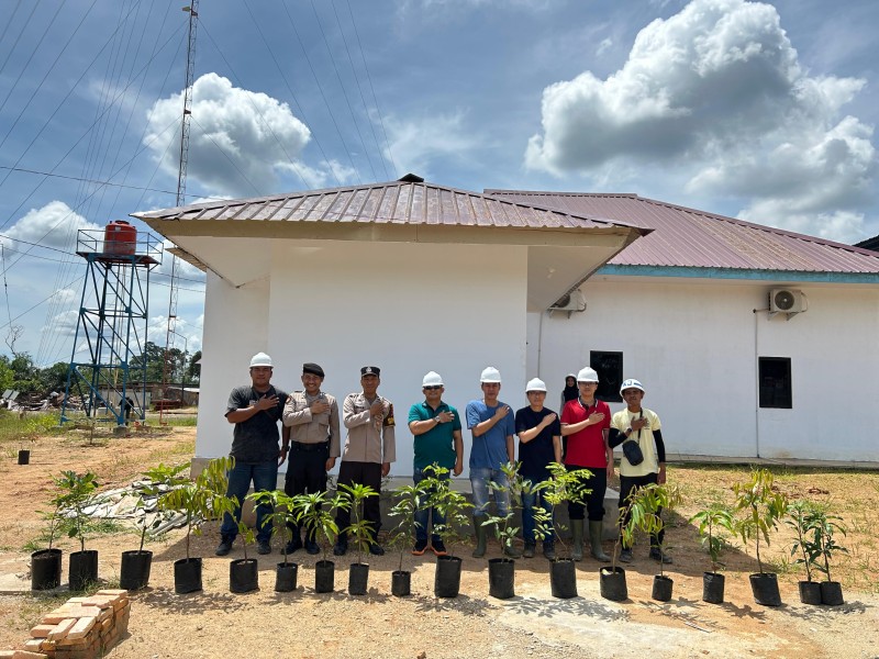 Hari Raya Waisak, Polsek Lirik dan PT MKS Tanam Pohon, Wujudkan Perdamaian Dunia