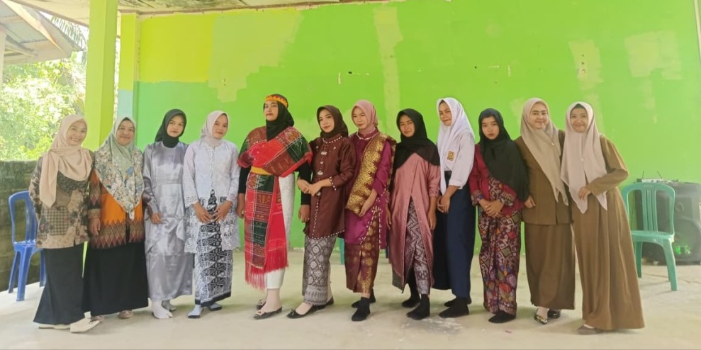 Semarak Hari Sumpah Pemuda di MTs Adzqia Belimbing, Penuh Kreativitas dan Semangat Nasionalisme