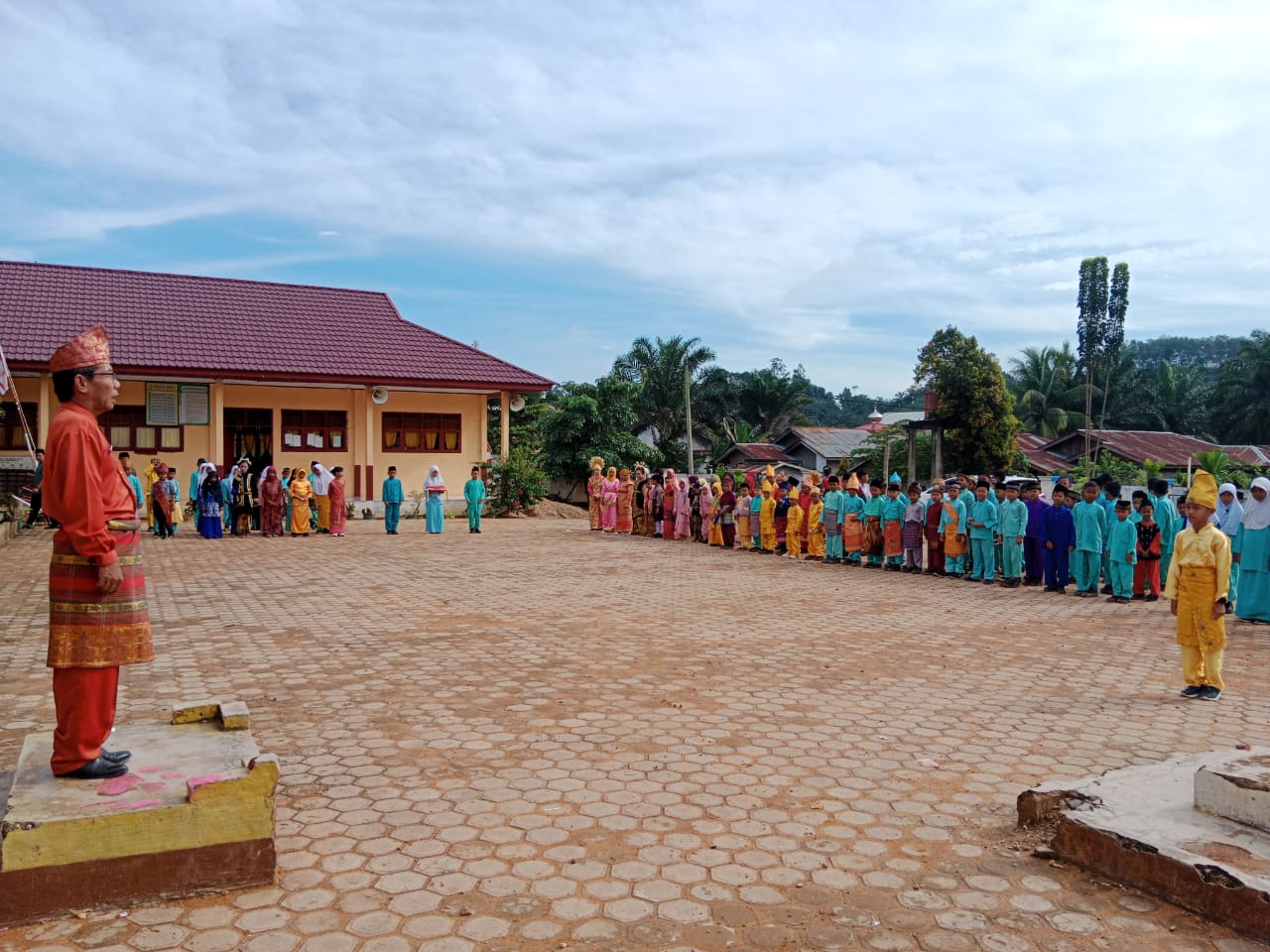 Momentum Hari Sumpah Pemuda Di SDN 022 Sei Bangkar, Pemuda Pemudi Di Zaman Milenial