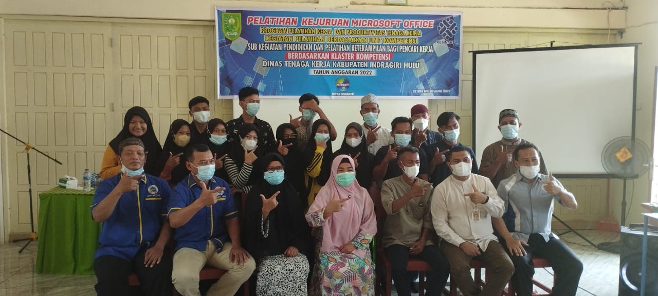 Disnaker Inhu Bekerjasama Dengan LPKS BIMACOM,Gelar Pelatihan Program MS.Office di MA Al-Hikmah