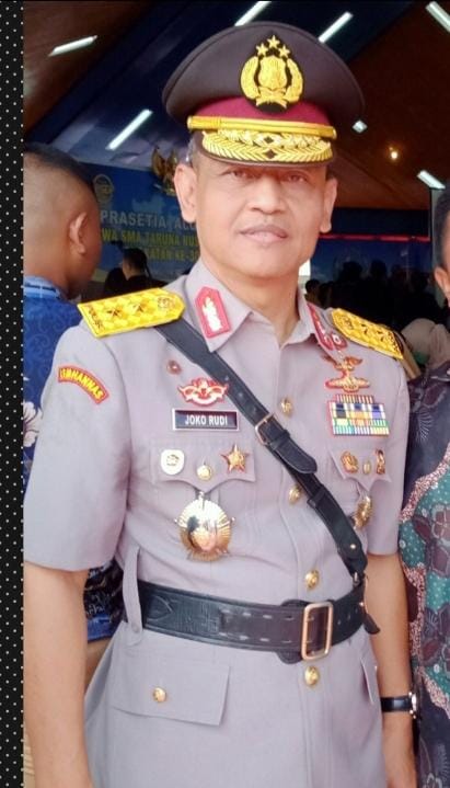 Sosok Dari Keluarga Sederhana Yang Berhasil Menjadi Jenderal Polisi