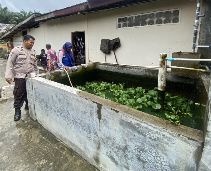 Bhabinkamtibmas Seberida Dorong Warga Payarumbai Sulap Pekarangan Jadi Sumber Pangan Mandiri