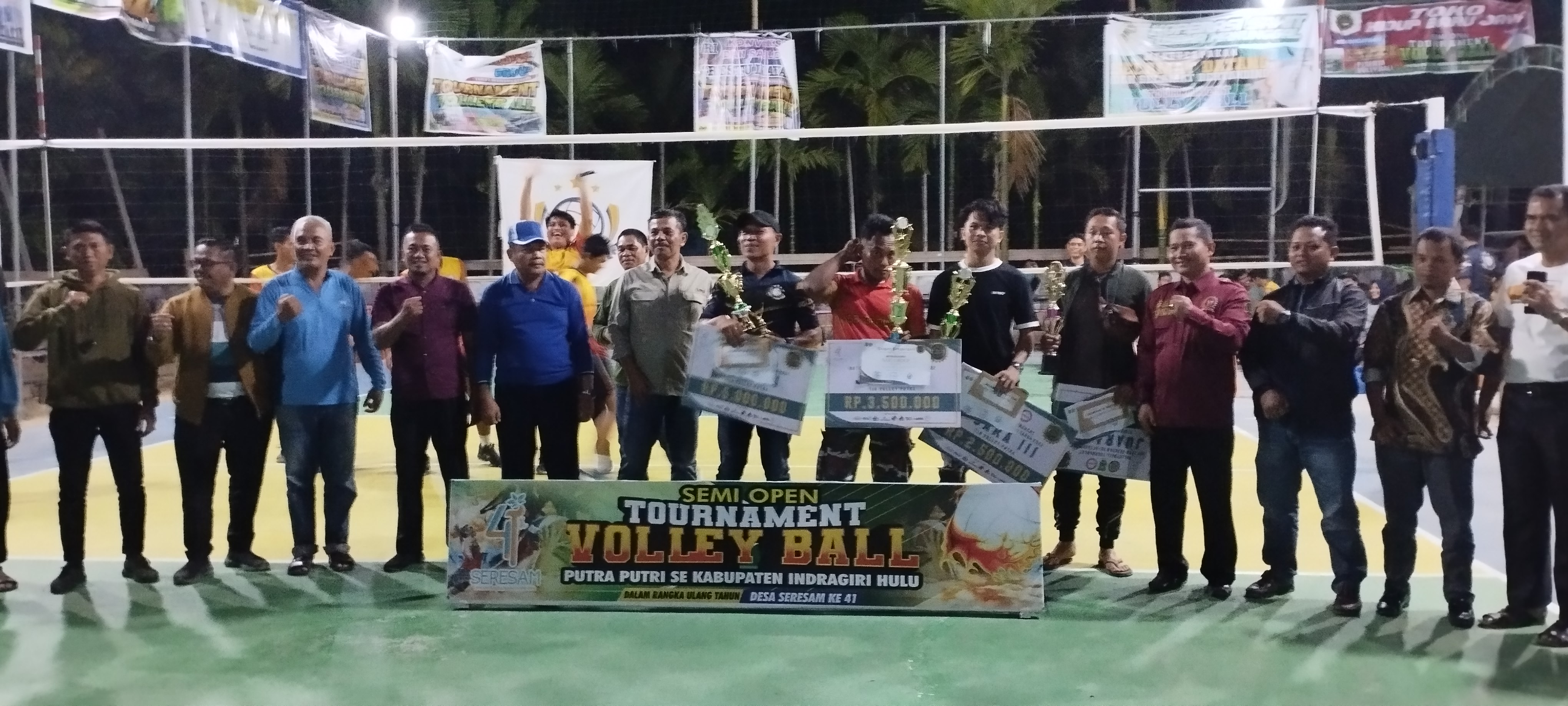 Camat Seberida Tutup, Kegiatan Turnamen Volly Ball Di Desa Seresam