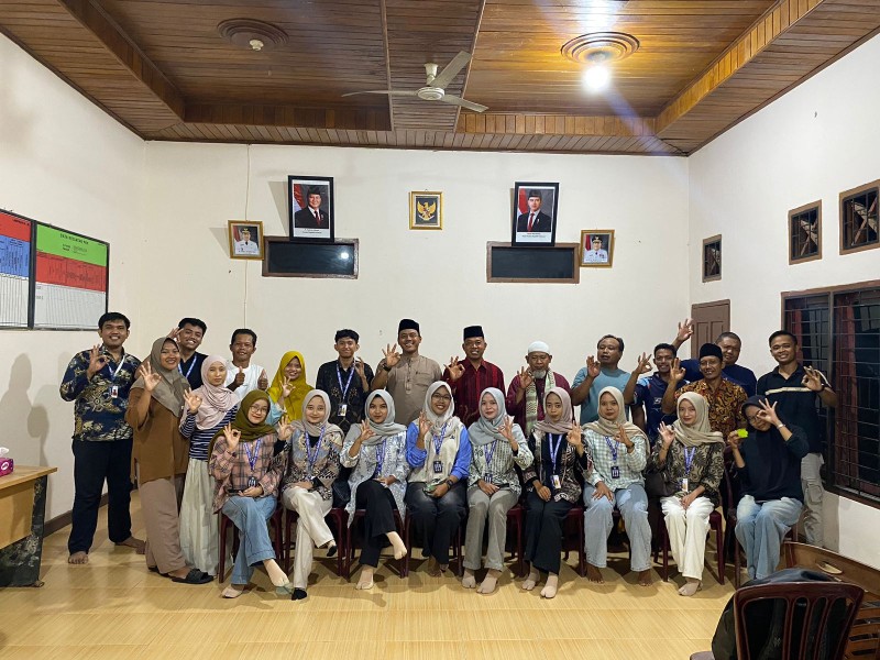 Mahasiswa KKN ITB Indragiri Silaturahmi dan Perkenalan dengan Masyarakat Desa Danau Tiga