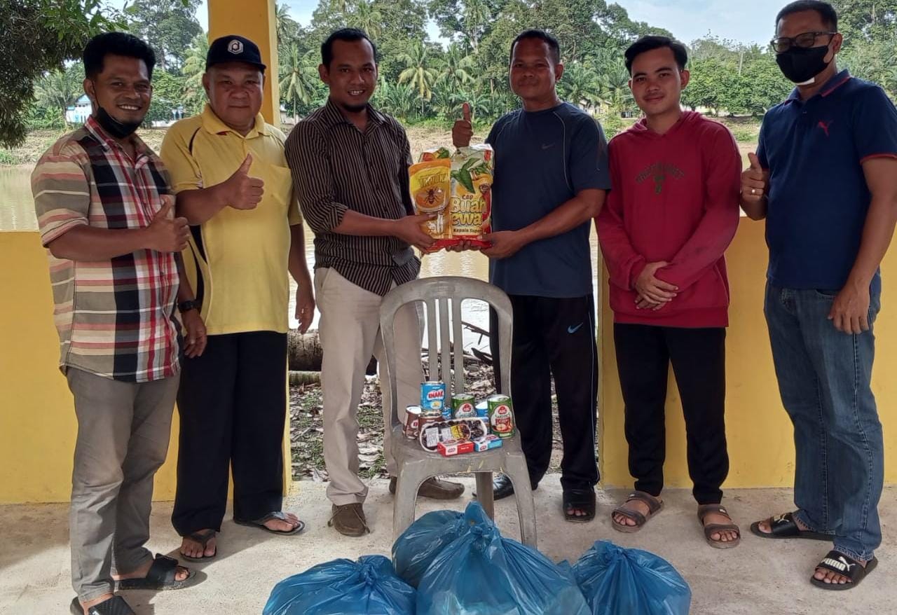 Salurkan Paket Sembako di Inhu, JMSI Kerjasama Dengan BeritaOne.Id