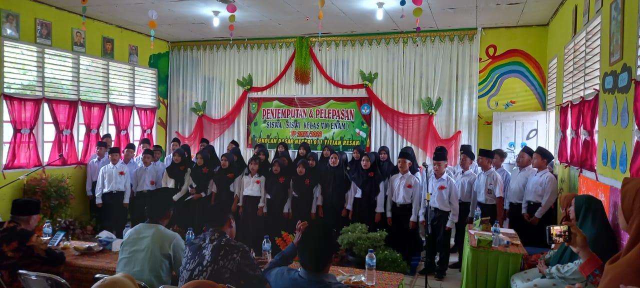Sebanyak 45 Siswa Kelas 6 SDN 011 Titian Resak Diserahkan Kepada Orang Tuanya